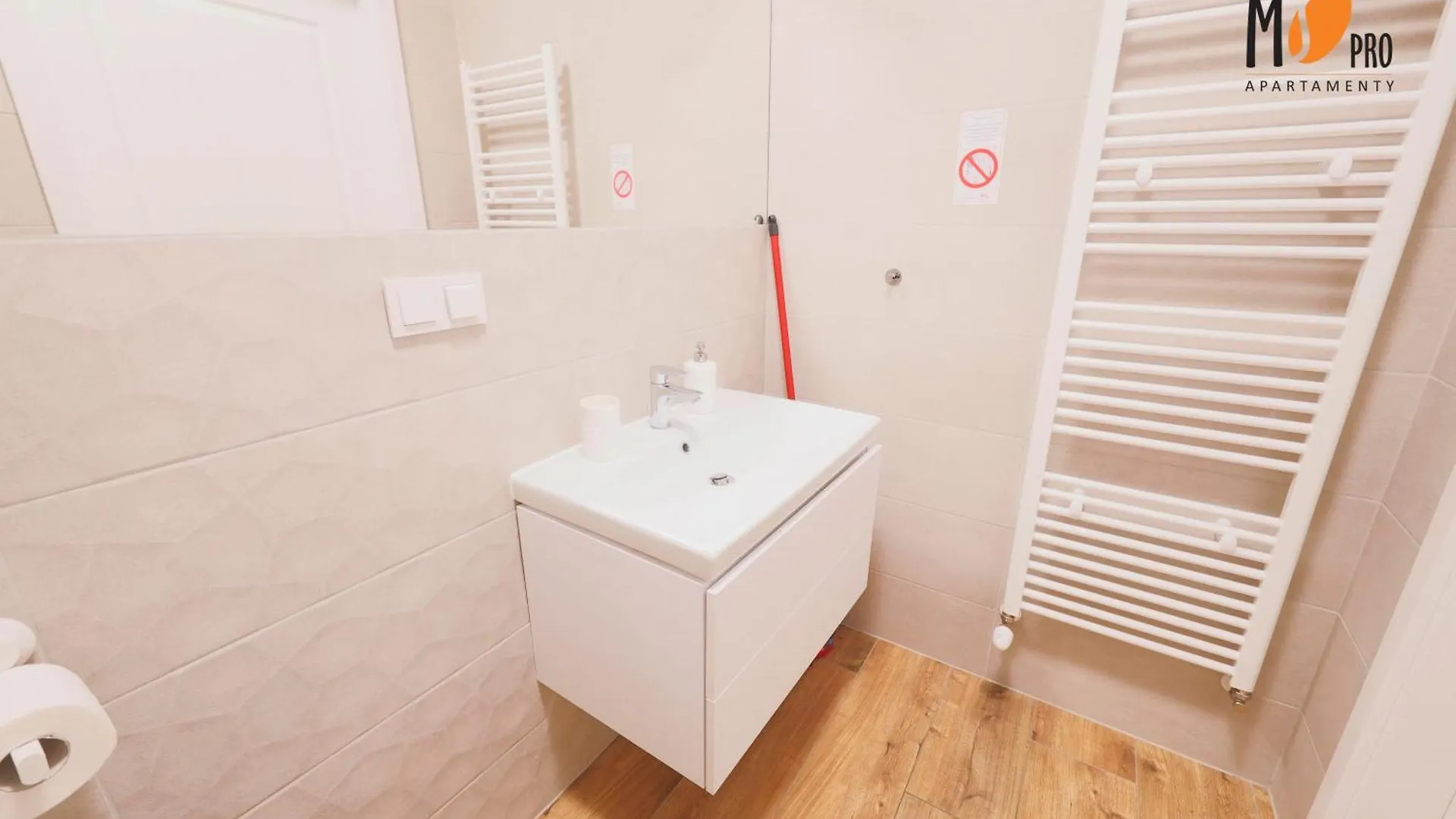 Ms Pro Apartamenty Comfort Kolo Brzegu Z Mini Spa Kolobrzeg 0*,