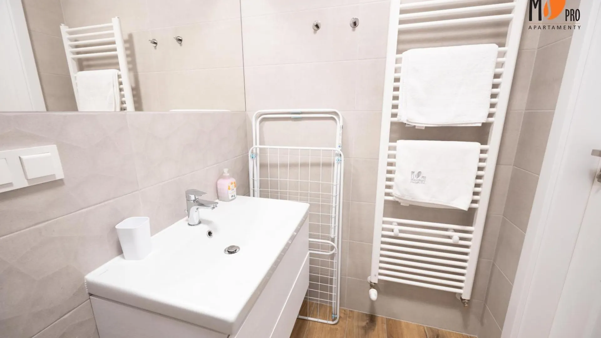 Ms Pro Apartamenty Comfort Kolo Brzegu Z Mini Spa Kolobrzeg Poland