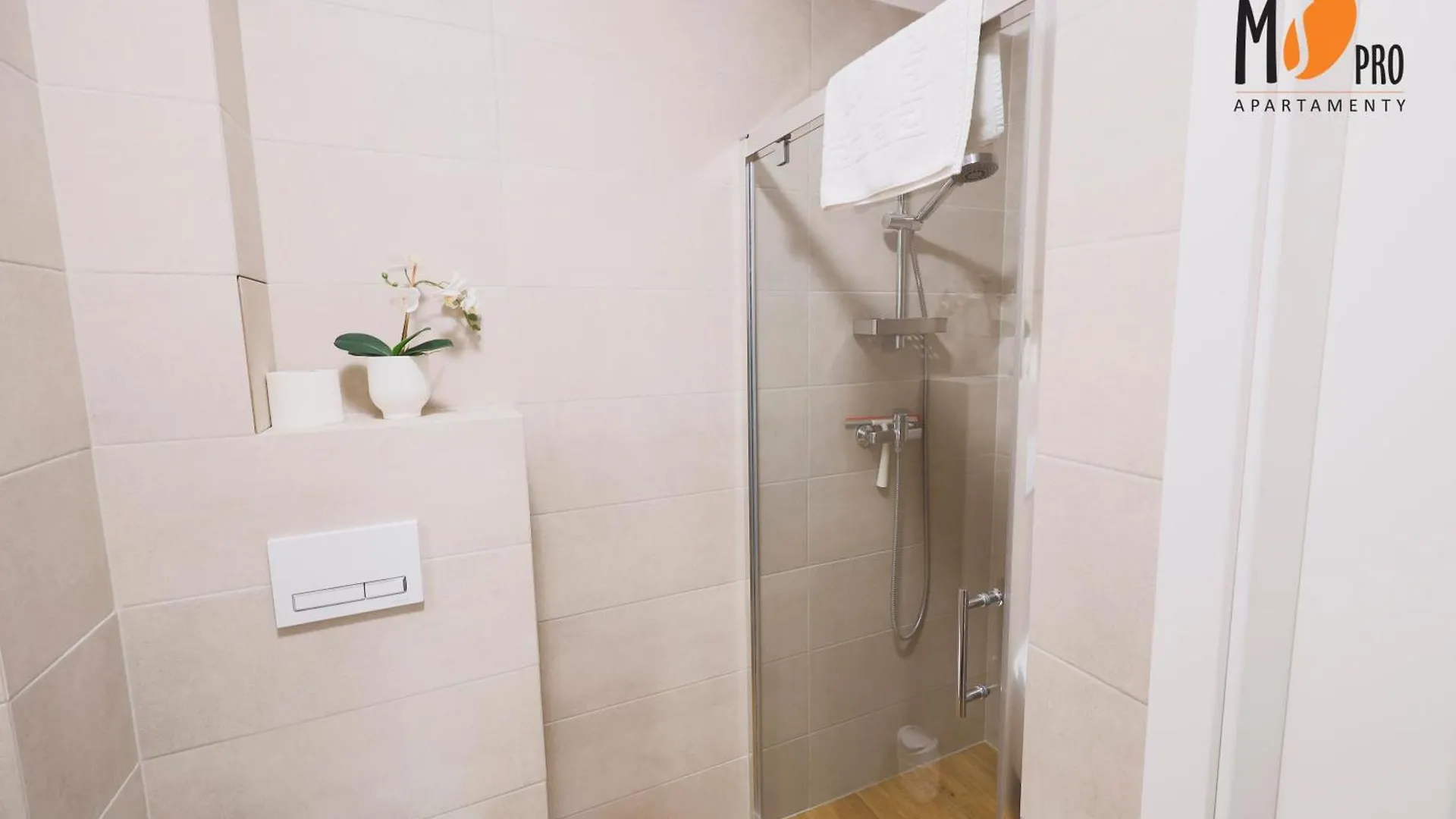 Ms Pro Apartamenty Comfort Kolo Brzegu Z Mini Spa Kolobrzeg