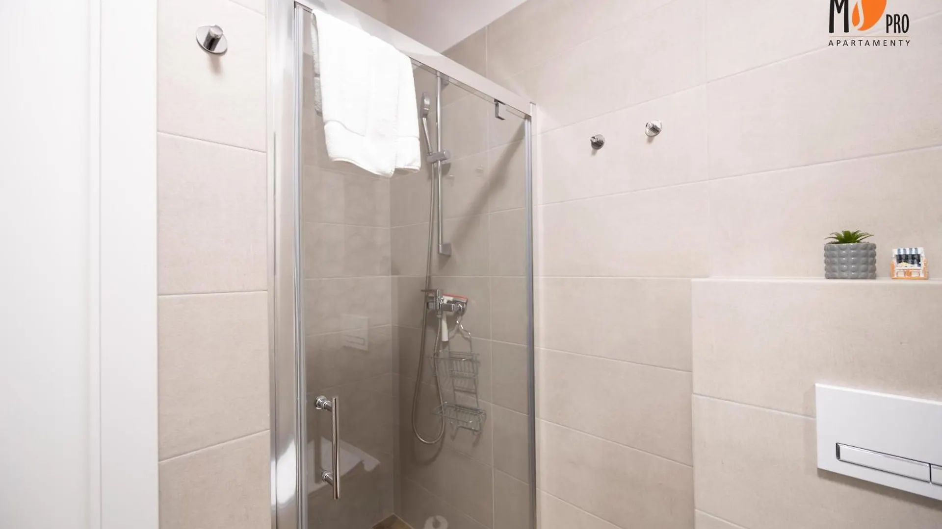 Apartment Ms Pro Apartamenty Comfort Kolo Brzegu Z Mini Spa Kolobrzeg
